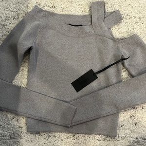 Hours - milee long sleeve top - brand new